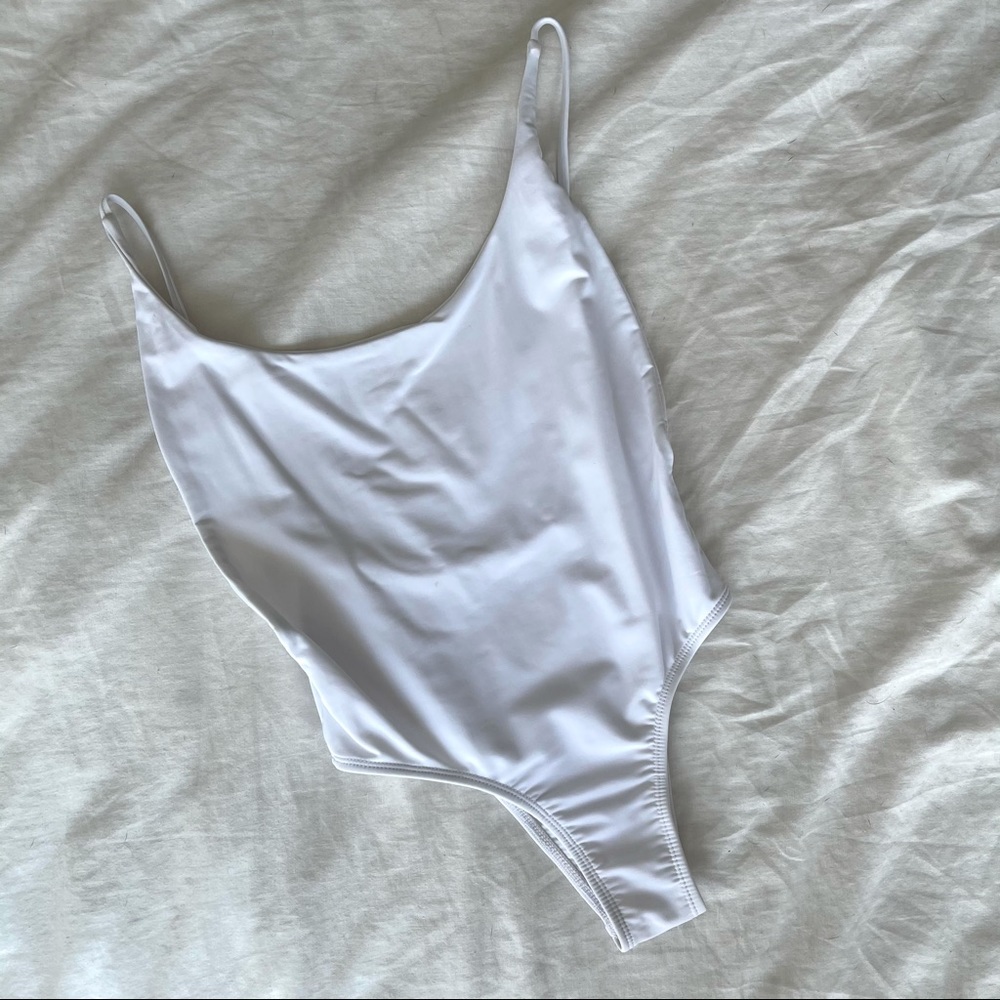 Cantik swimwear White One piece swimswuit